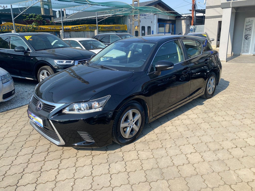 Lexus CT 200 h