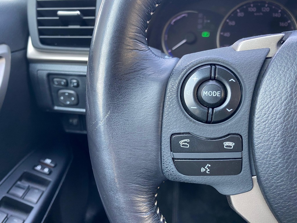 Lexus CT 200 h