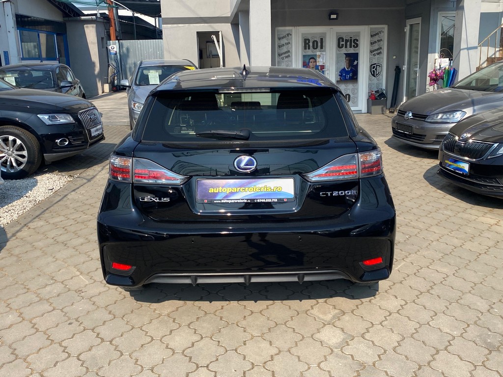 Lexus CT 200 h